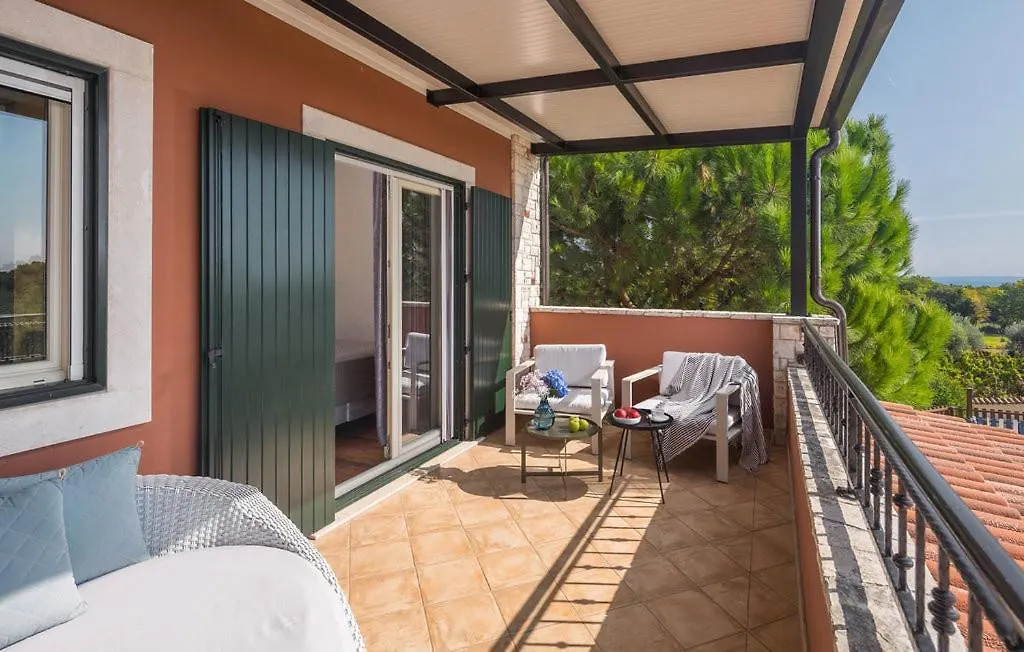 Beautiful Villa Omo With Pool In Pula